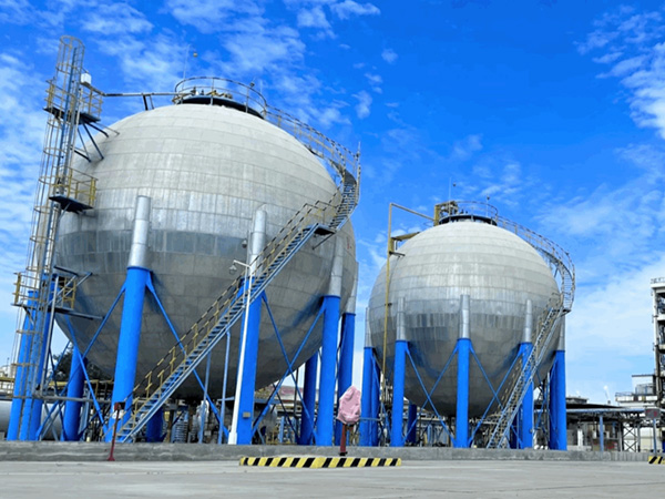lanzhou petrochemical company has successfully solved the problem of processing high-sulfur crude oi(图1)
